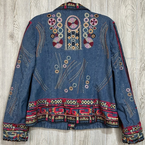Coldwater Creek Colorful Artsy Boho Embroidered Jean Jacket Size Medium - Picture 7 of 12